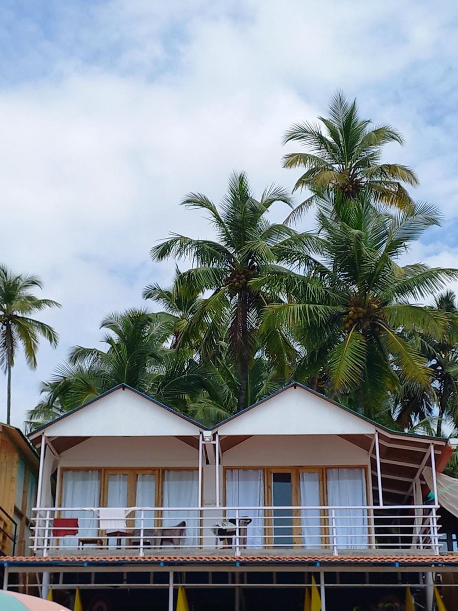 Royal Castle Resort Palolem, Канакона Екстериор снимка