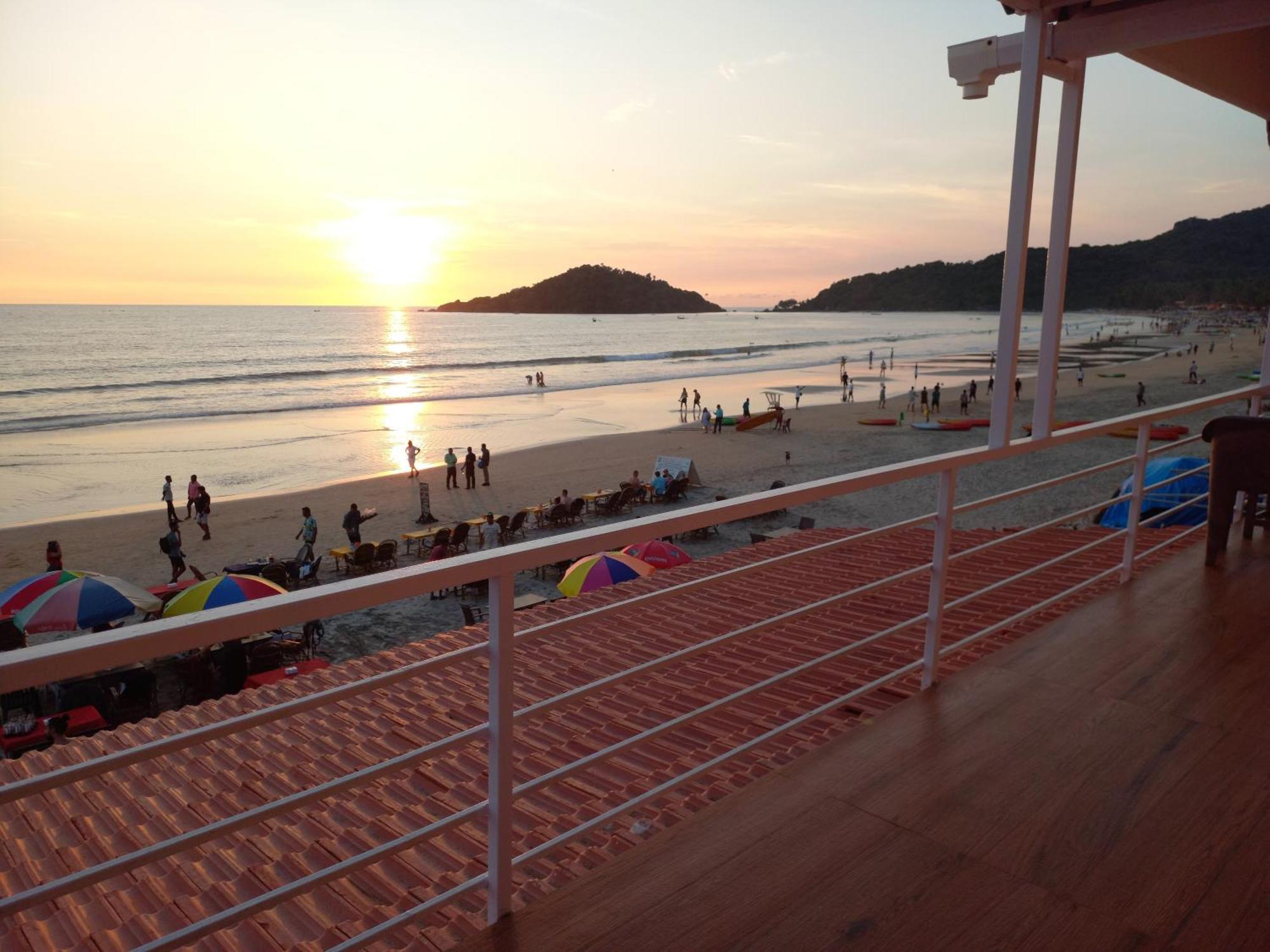 Royal Castle Resort Palolem, Канакона Екстериор снимка